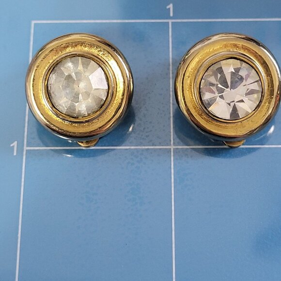 Vintage Cadoro Gold Tone Clip-On Earrings With Clear Rhinestones - Picture 13 of 13